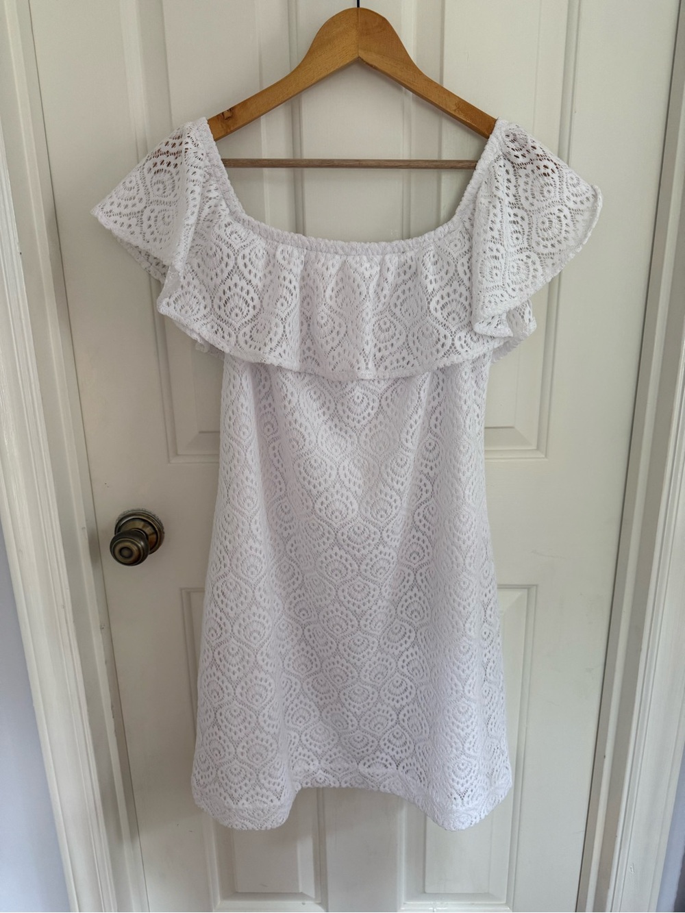 Lilly Pulitzer White Off-Shoulder Lace Dress
